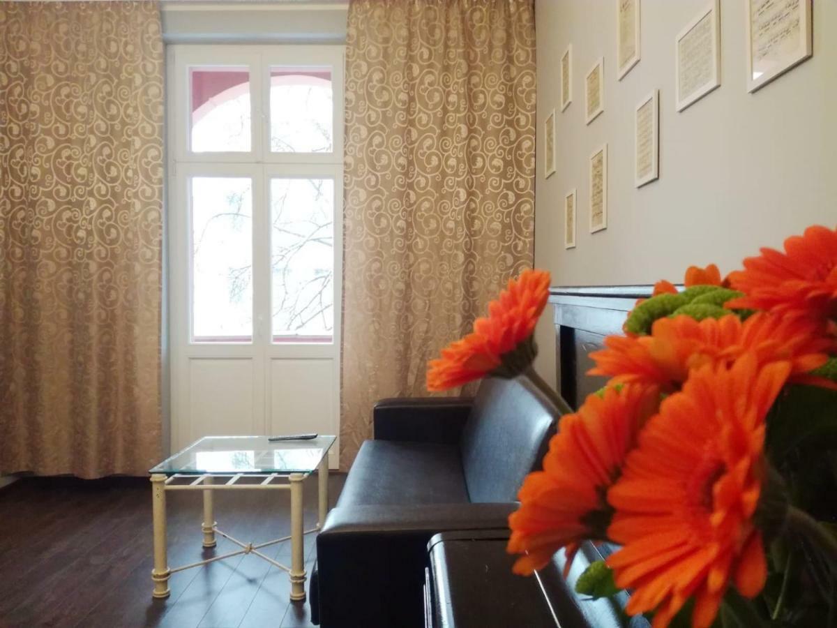 Stylowa Kamienica W Centrum 奥尔什丁 外观 照片